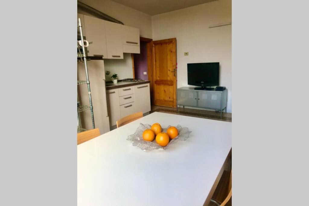 Sunny Top Floor In San Frediano Florence Exterior photo